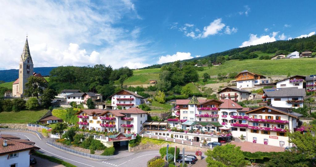 Aktiv & Relax Hotel Hubertus Villandro Buitenkant foto