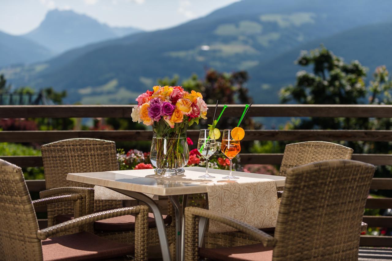 Aktiv & Relax Hotel Hubertus Villandro Buitenkant foto